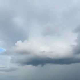 Sobral deve ter um dia de céu muito nublado com tempestades localizadas